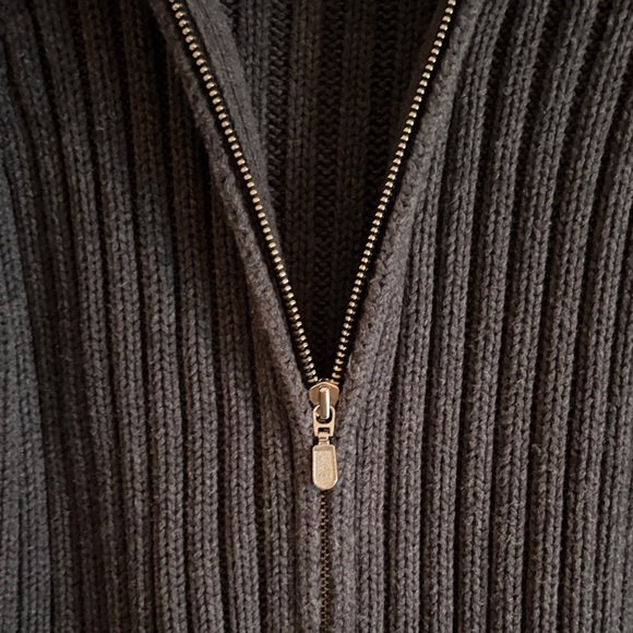 Men’s dark gray zip up hooded Sweater - Picture 5 of 5